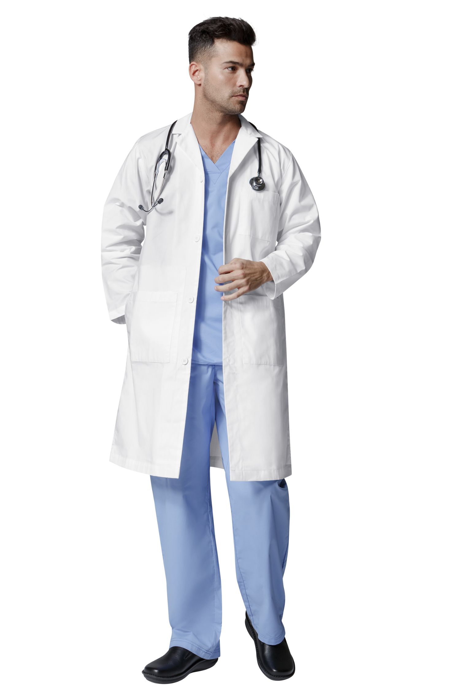 Médecin en blouse médicale homme blanche avec stéthoscope et uniforme bleu