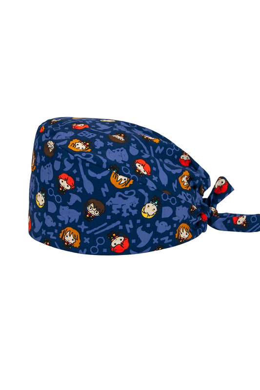 Calot médical avec des personnages chibi