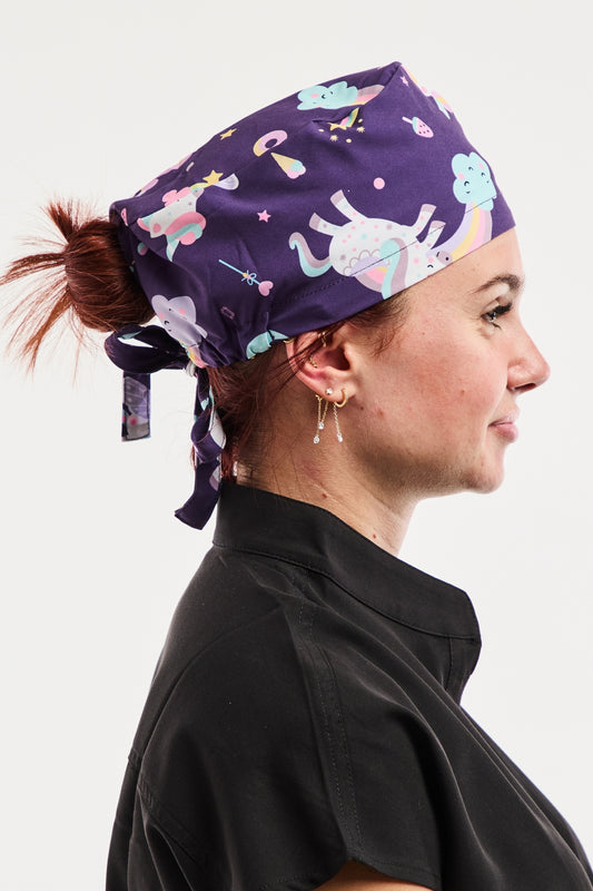 Calot Médical Imprimé - Motifs Magiques Violet